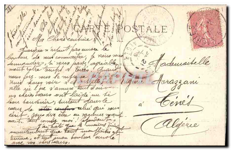 Jeune femme souriante — portrait — Maëlic E.P. — Reverso