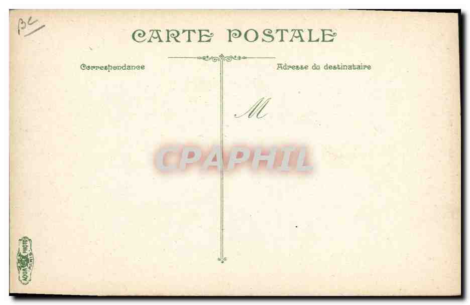 CPA Folklore Auvergne Vichy Labourage aux environs — Verso