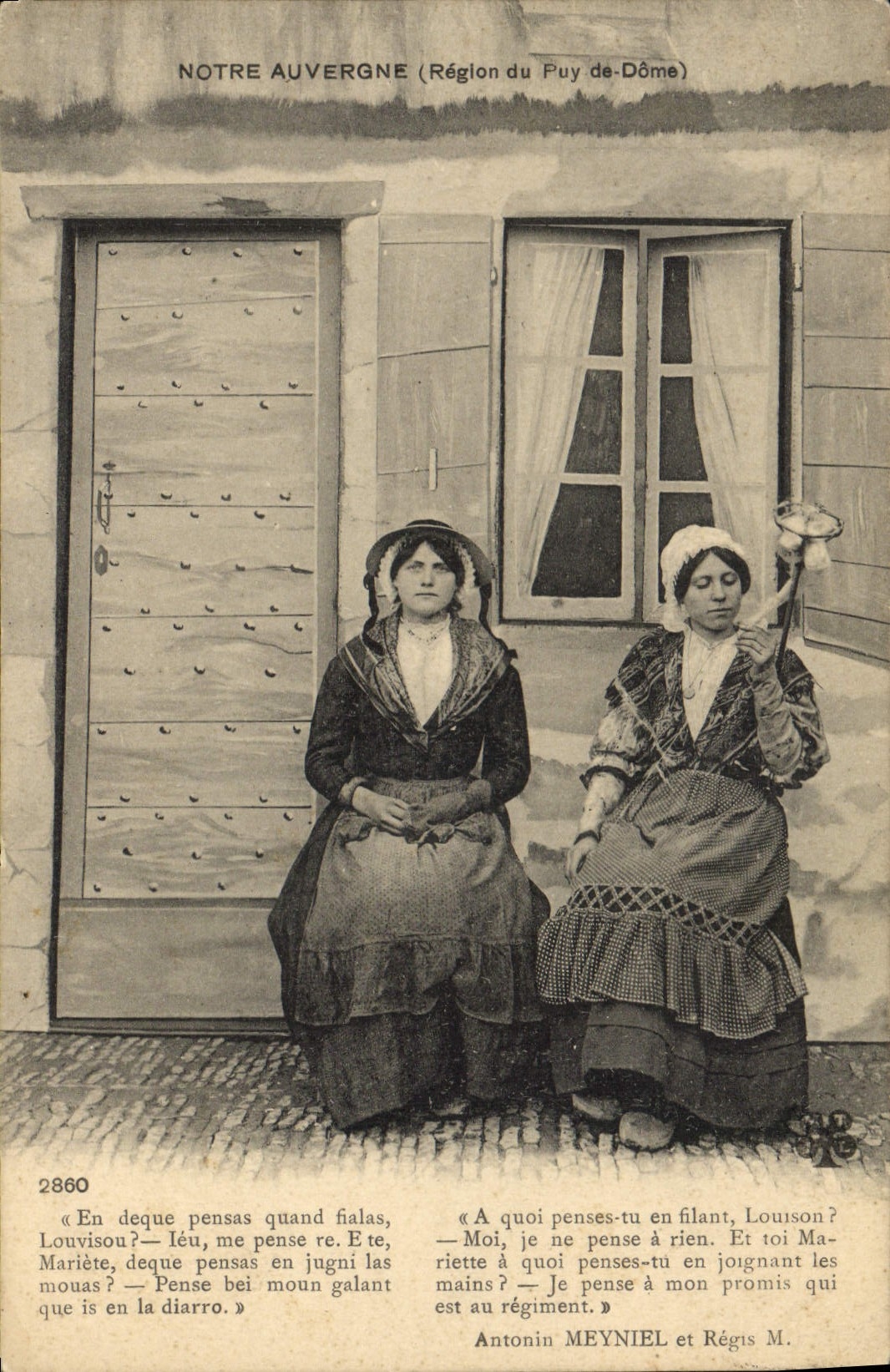 CPA Folklore Auvergne Region du Puy de Dome