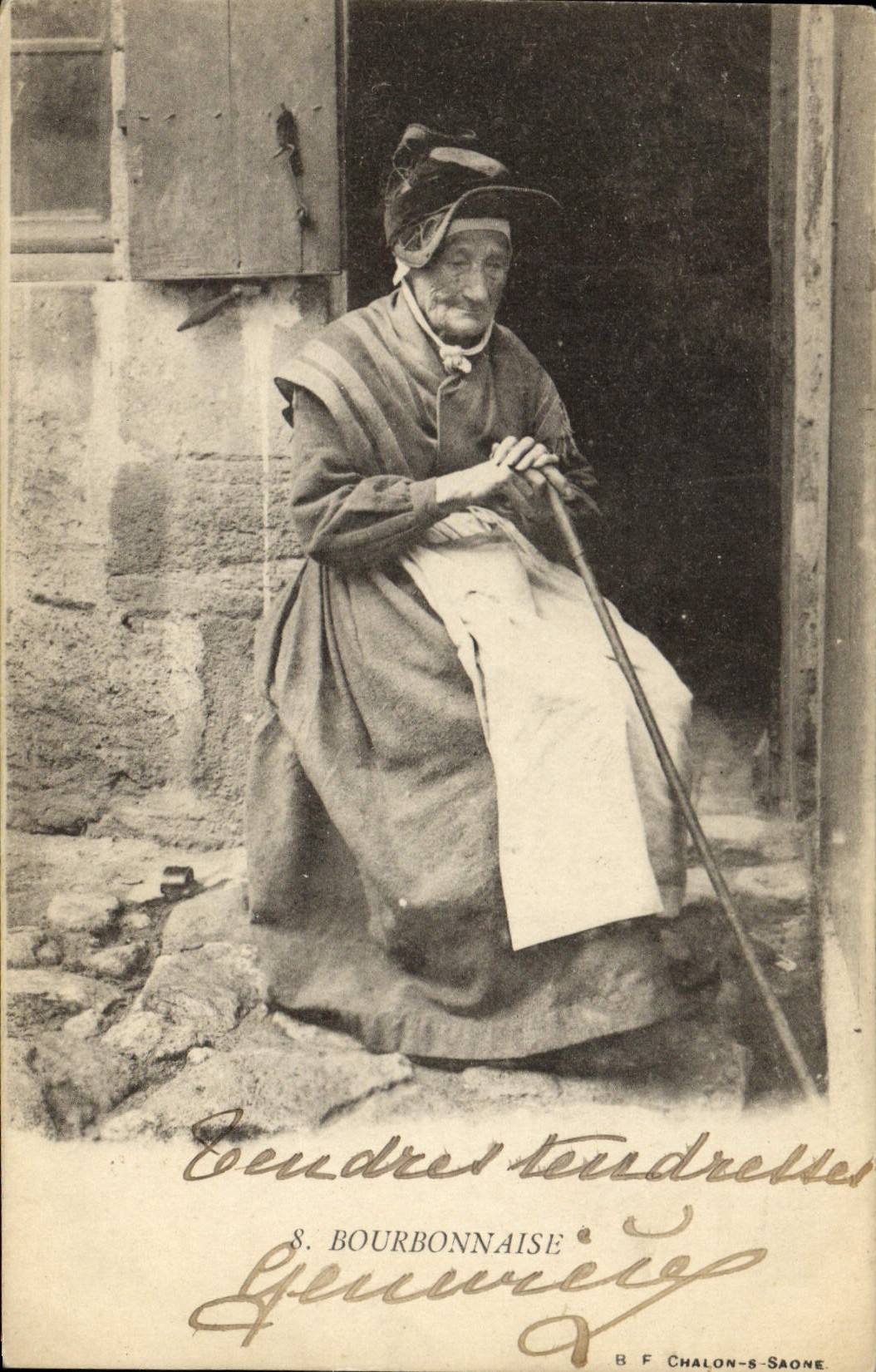 CPA Folklore Auvergne Bourbonnaise