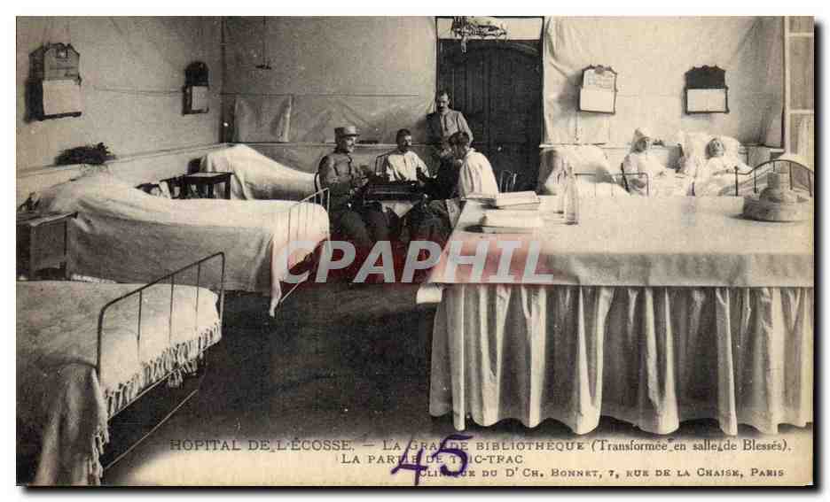 Hôpital de L'Écosse — La partie de la bibliothèque transformée en salle de blessés — Clinique du Dr Ch. Bonnet, 7, rue de la Chaise, Paris