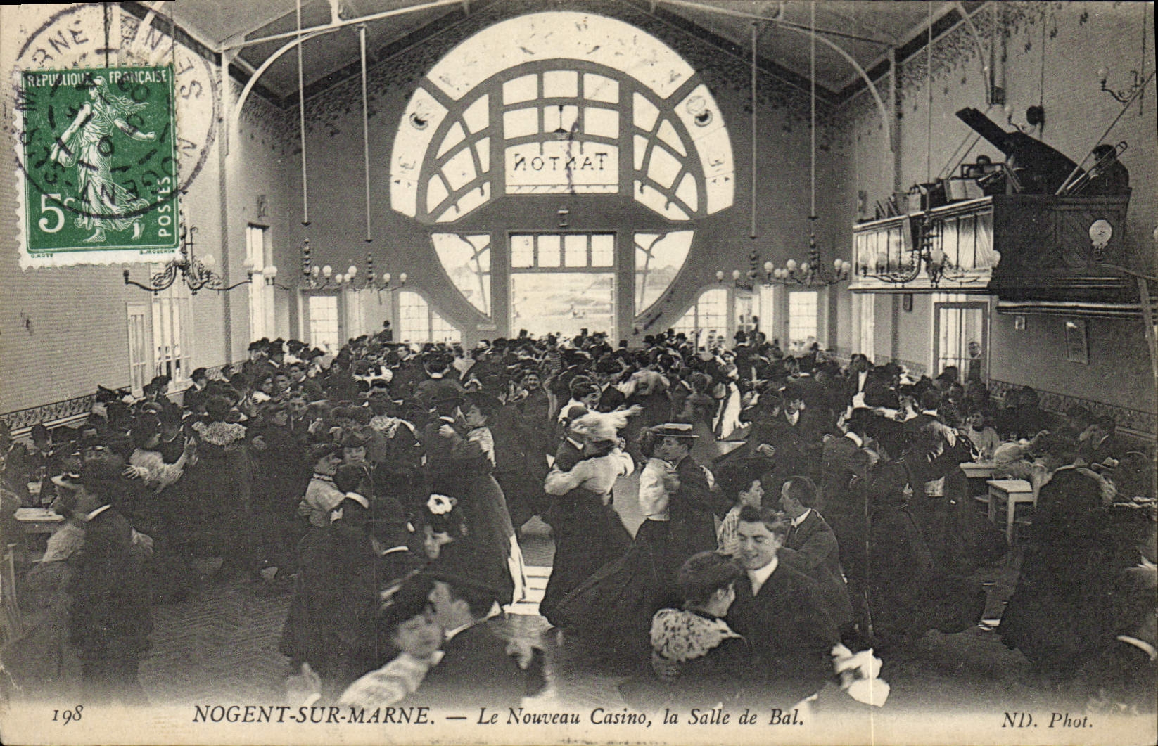 NOGENT-SUR-MARNE — Le Nouveau Casino, la Salle de Bal. — ND. Phot.