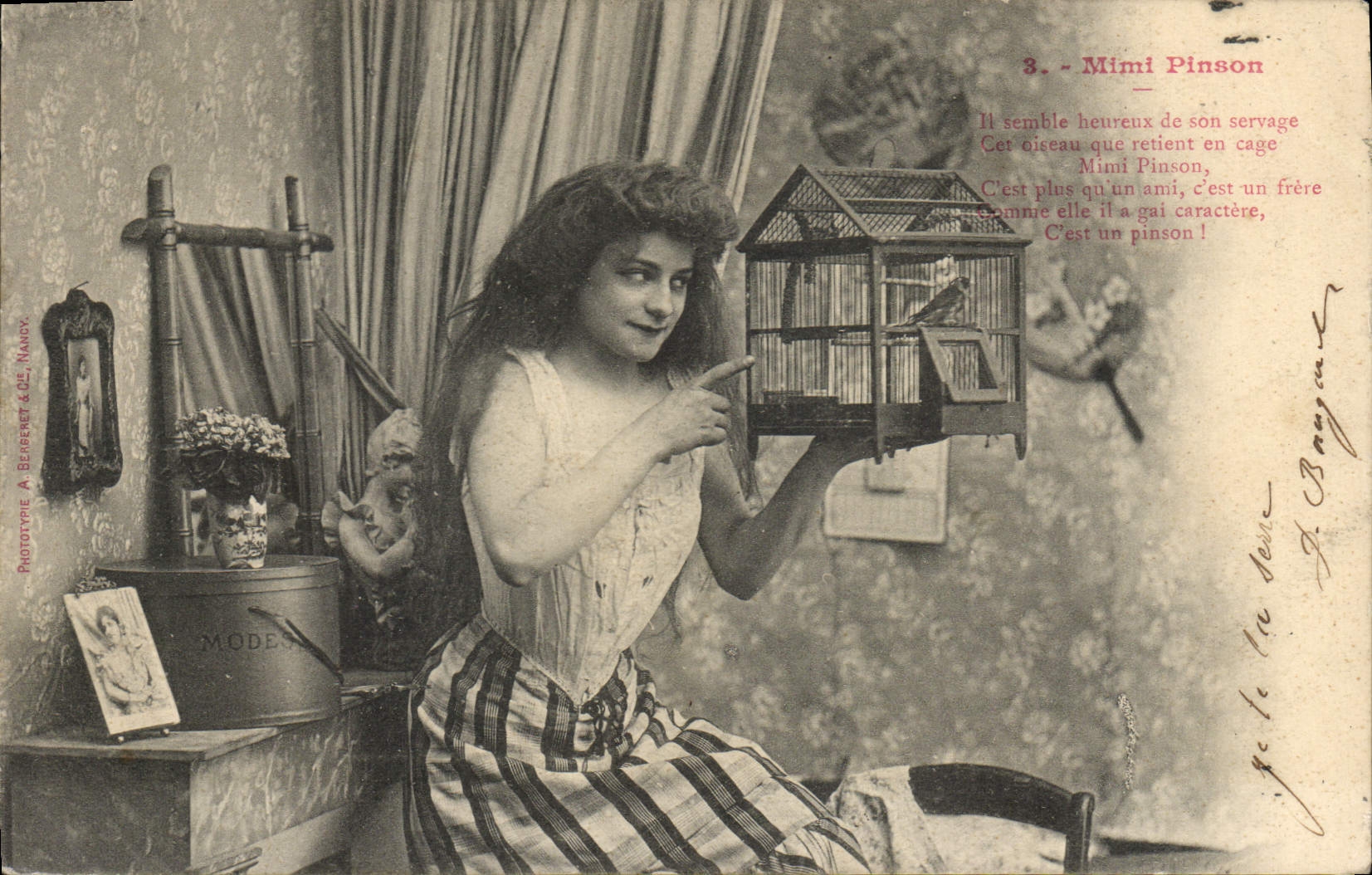 Mimi Pinson — actrice avec oiseau en cage — Phototype A. Biergeret & Cie, Nantes