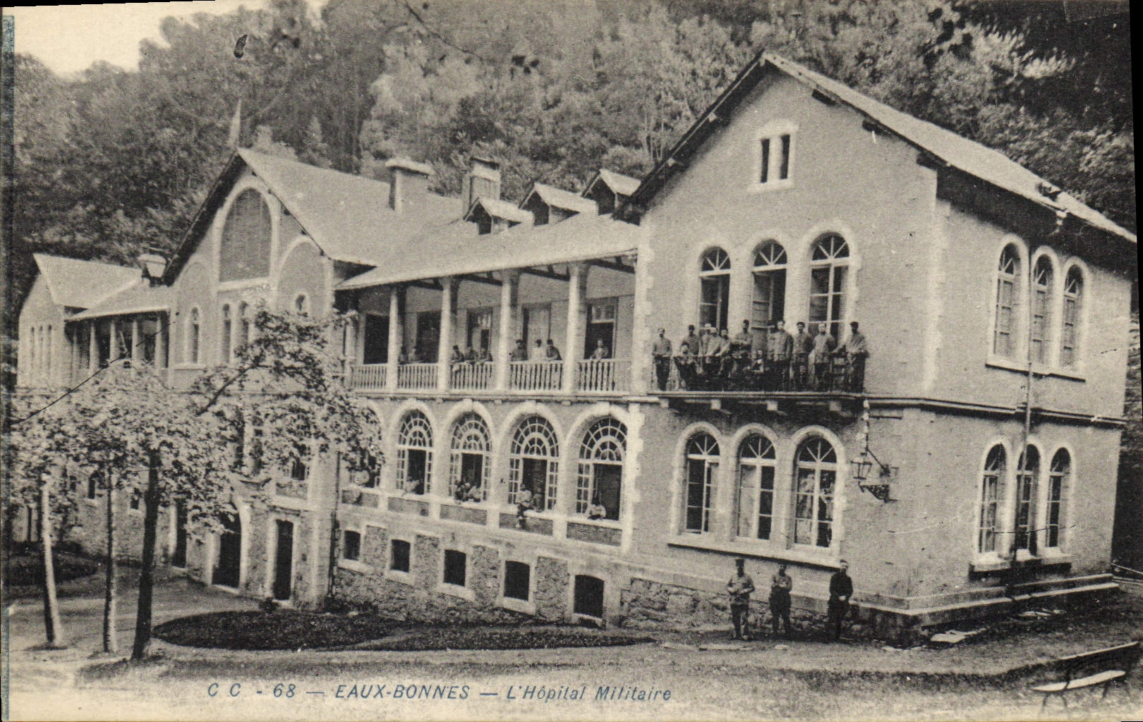 Eaux-Bonnes — L'Hôpital Militaire — C C - 68