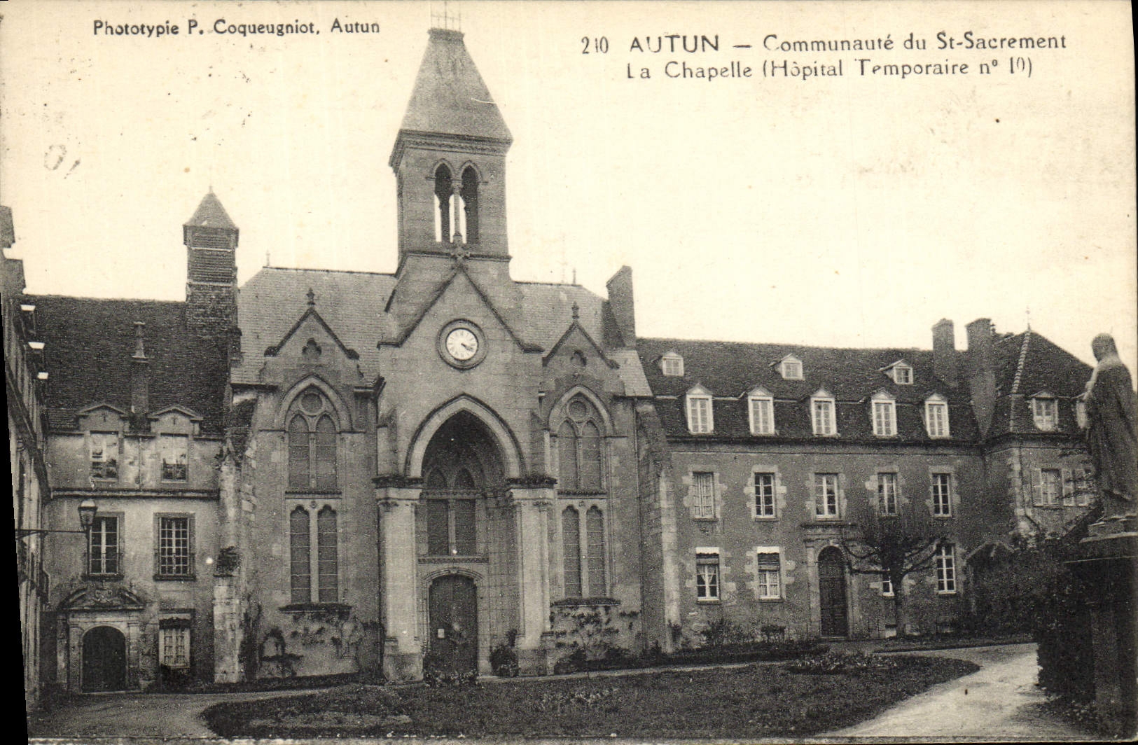 Autun — Communauté du Saint-Sacrement — La Chapelle (Hôpital Temporaire n°10)