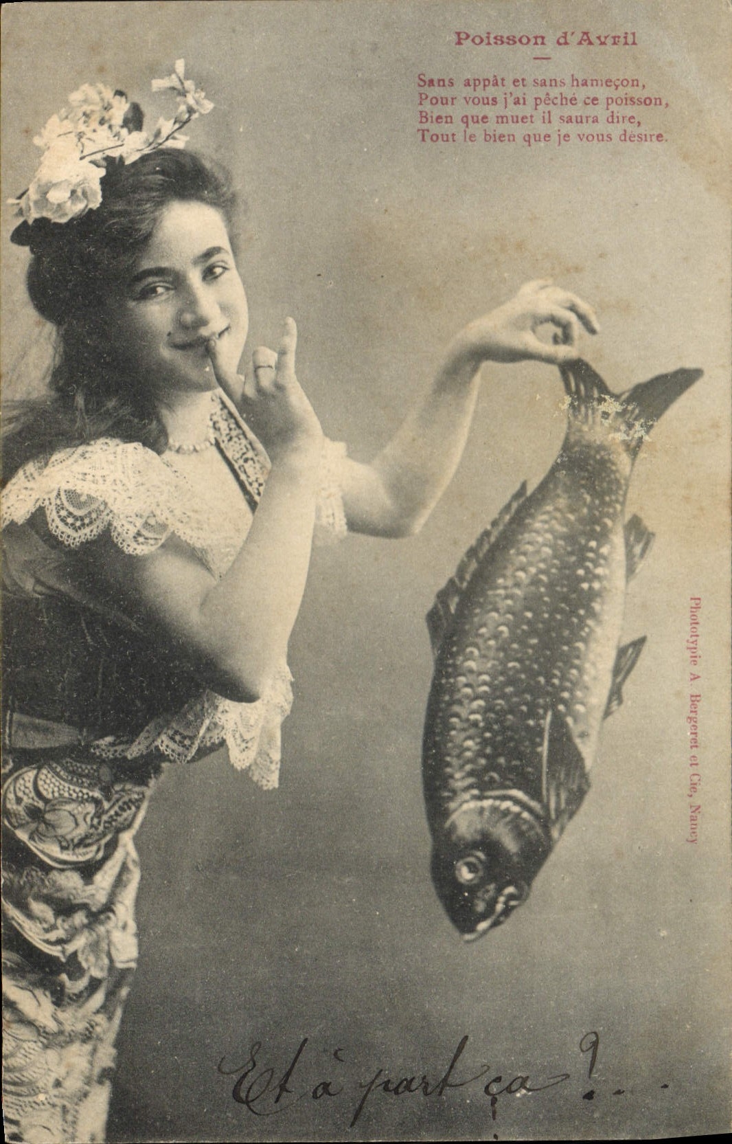 CPA Fantaisie Femme Poisson d'Avril