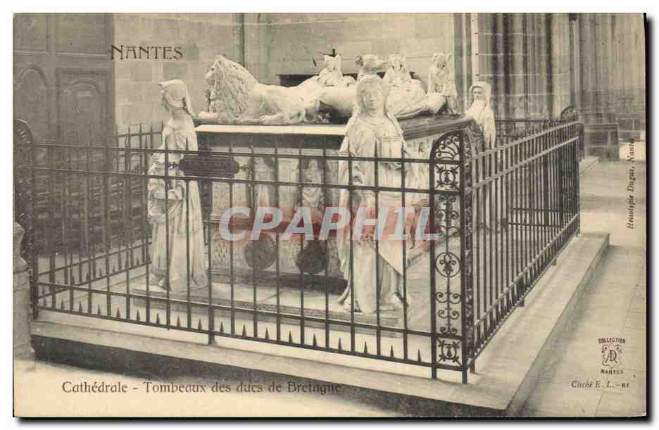CPA Mort Nantes Cathedrale Tombeaux des ducs de Bretagne 