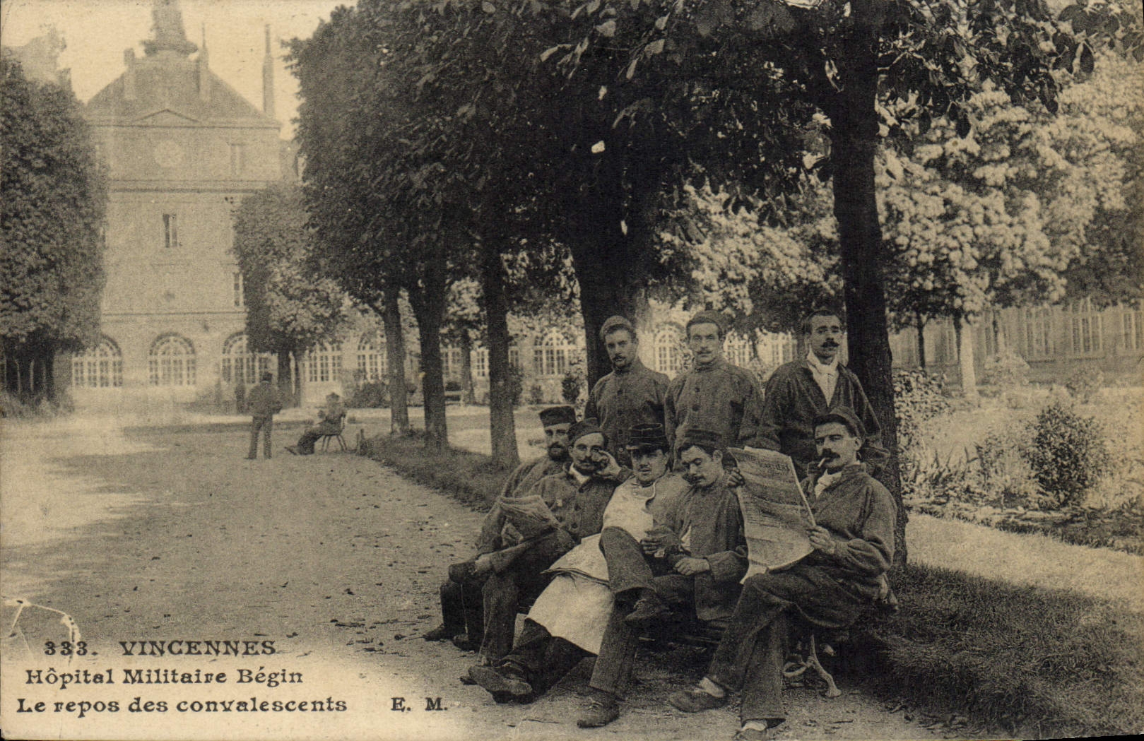 Vincennes — Hôpital Militaire Bégin, repos des convalescents — E. M. n°333