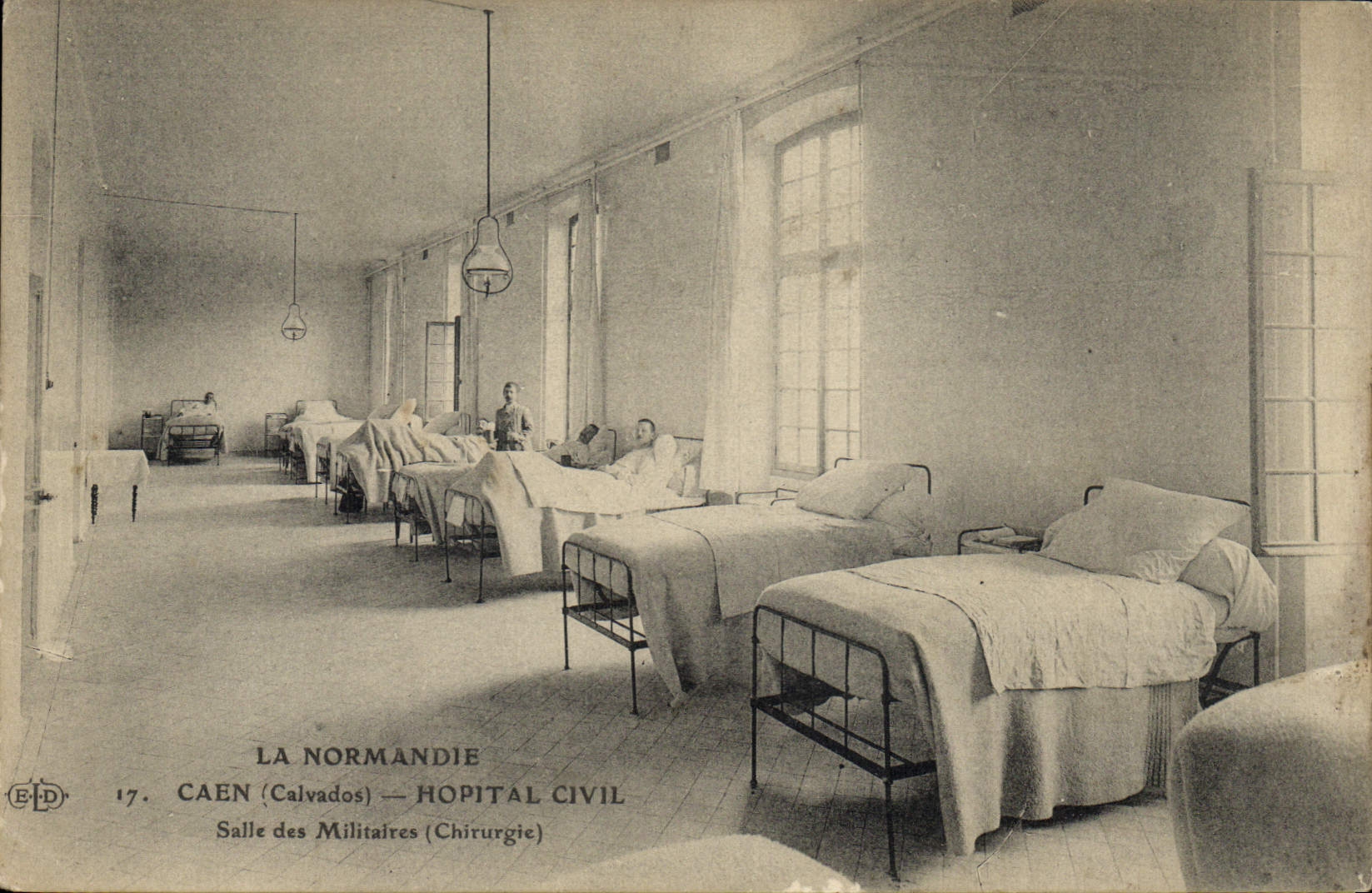 Caen (Calvados) — Hôpital Civil — Salle des Militaires (Chirurgie)
