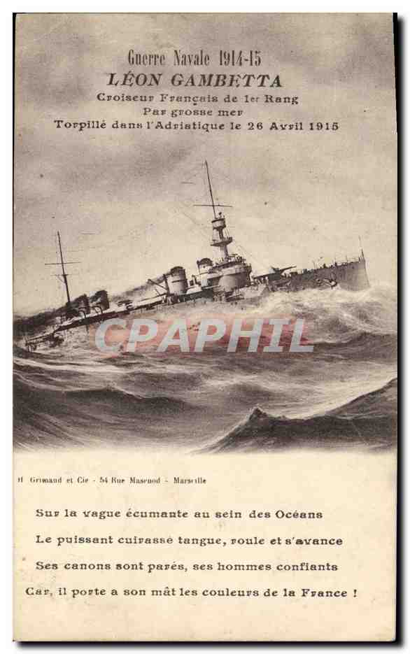 CPA Bateau Leon Gambetta Croiseur Francais de 1er rang par grosse mer