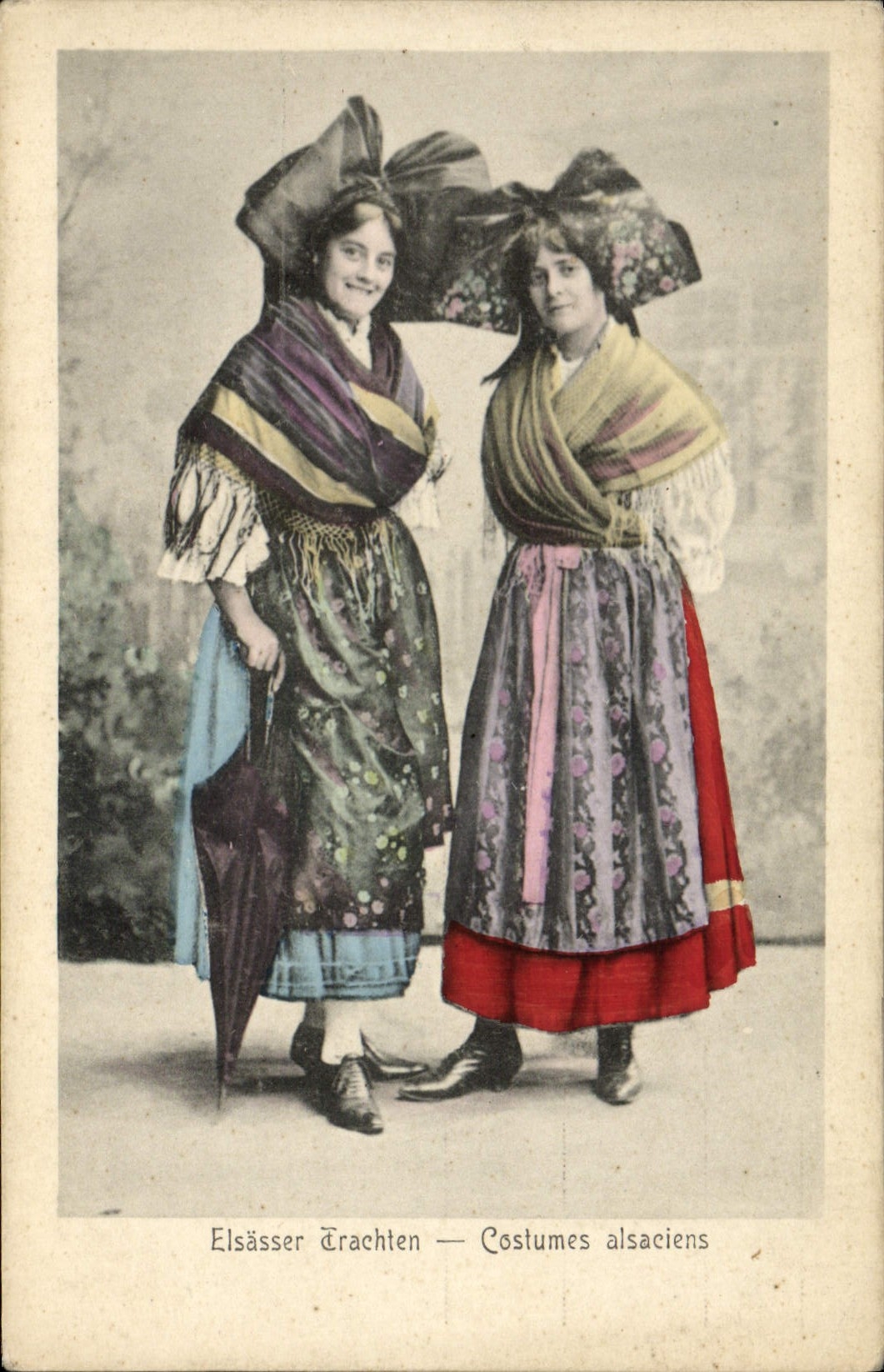 CPA Folklore Alsace Costumes Alsaciens 