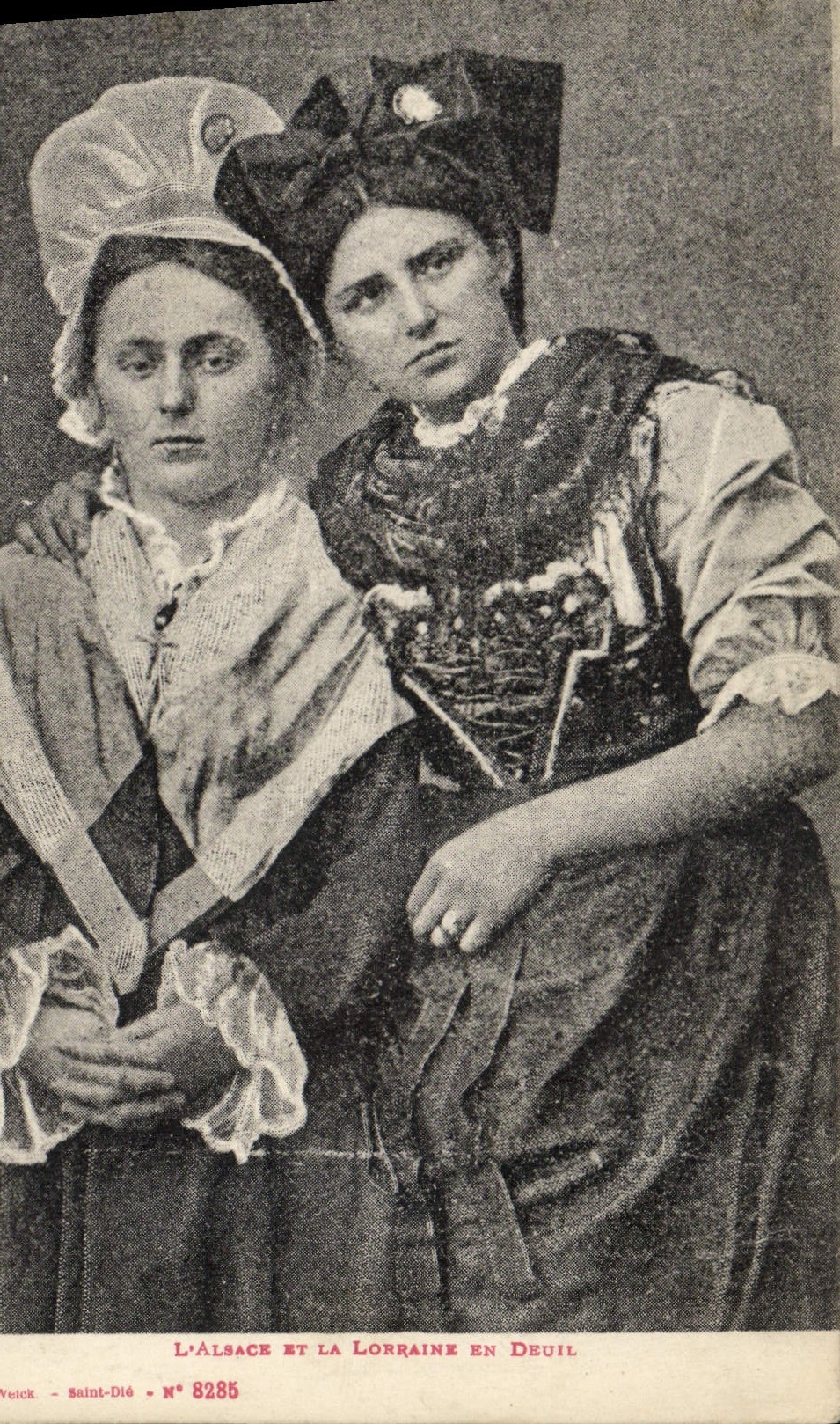 CPA Folklore L'Alsace et la Lorraine en deuil 
