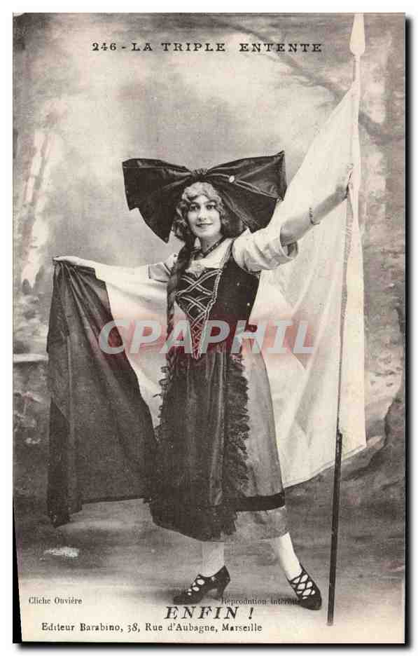 CPA Folklore Alsace La triple entente Enfin ! 