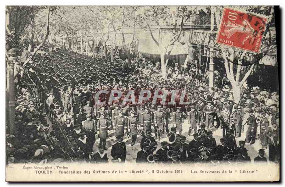 Toulon — Funérailles des Victimes de la « Liberté », 3 Octobre 1911 — Les Survivants de la « Liberté » — Esper Alran, phot. Toulon