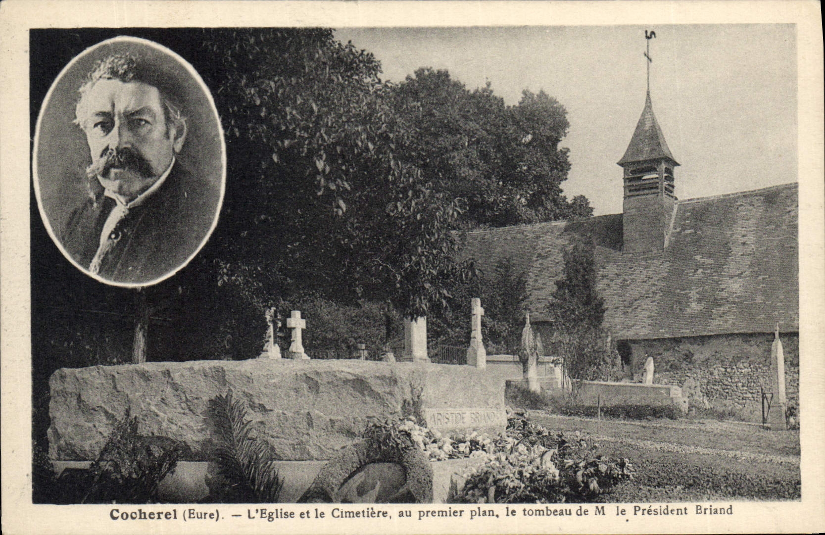 Cocherel (Eure) — L'Église et le Cimetière, au premier plan, le tombeau de M. le Président Briand — Photo G. André Vernon