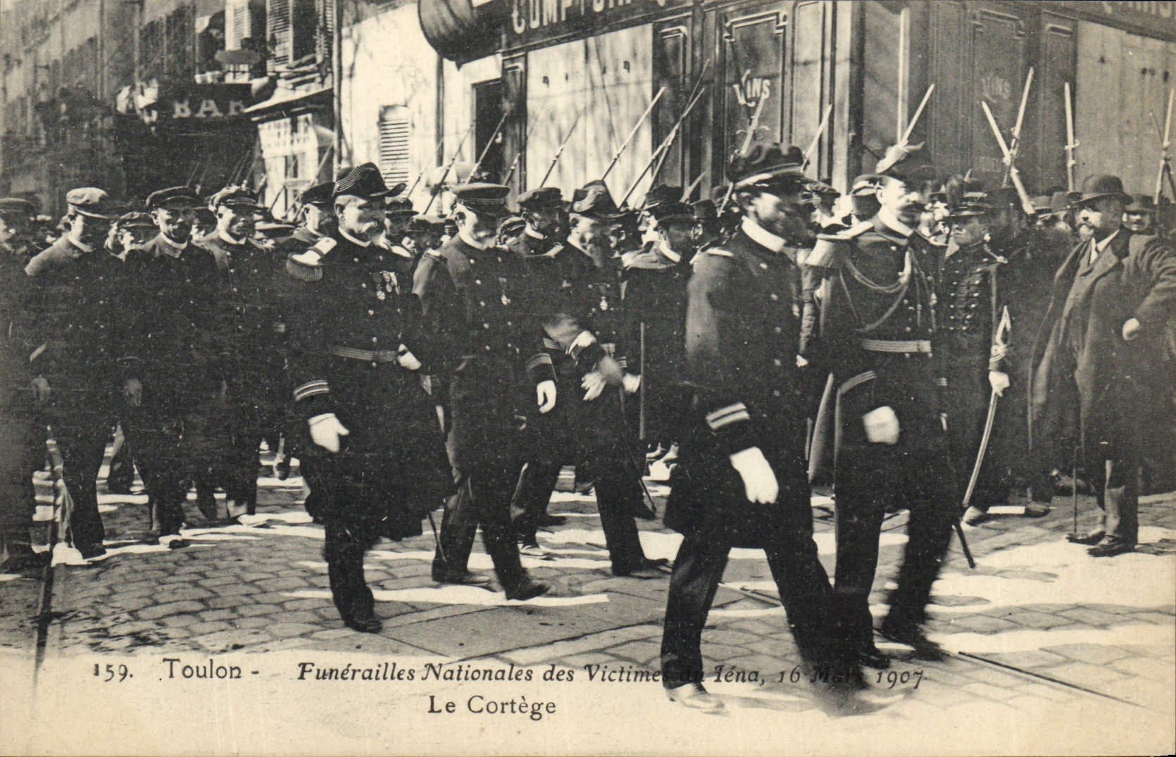 Toulon — Funérailles Nationales des Victimes de l'Éna, 16 Mai 1907 — Le Cortège