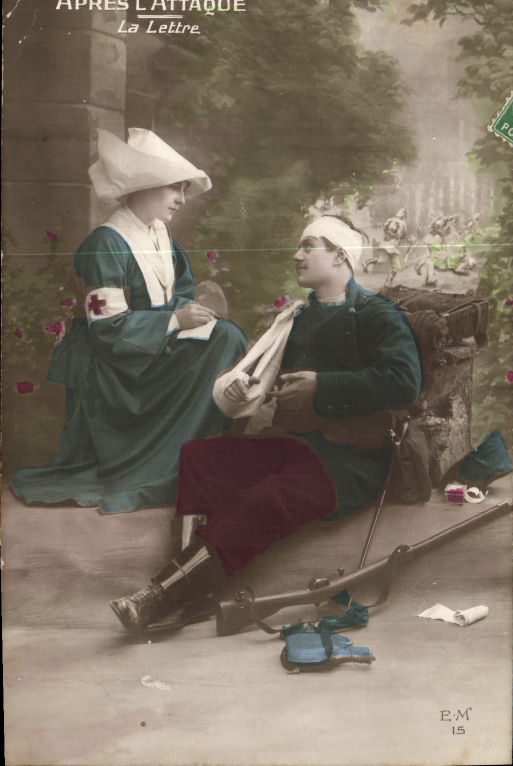 CPA Sante Militaria Infirmiere Croix Rouge la lettre