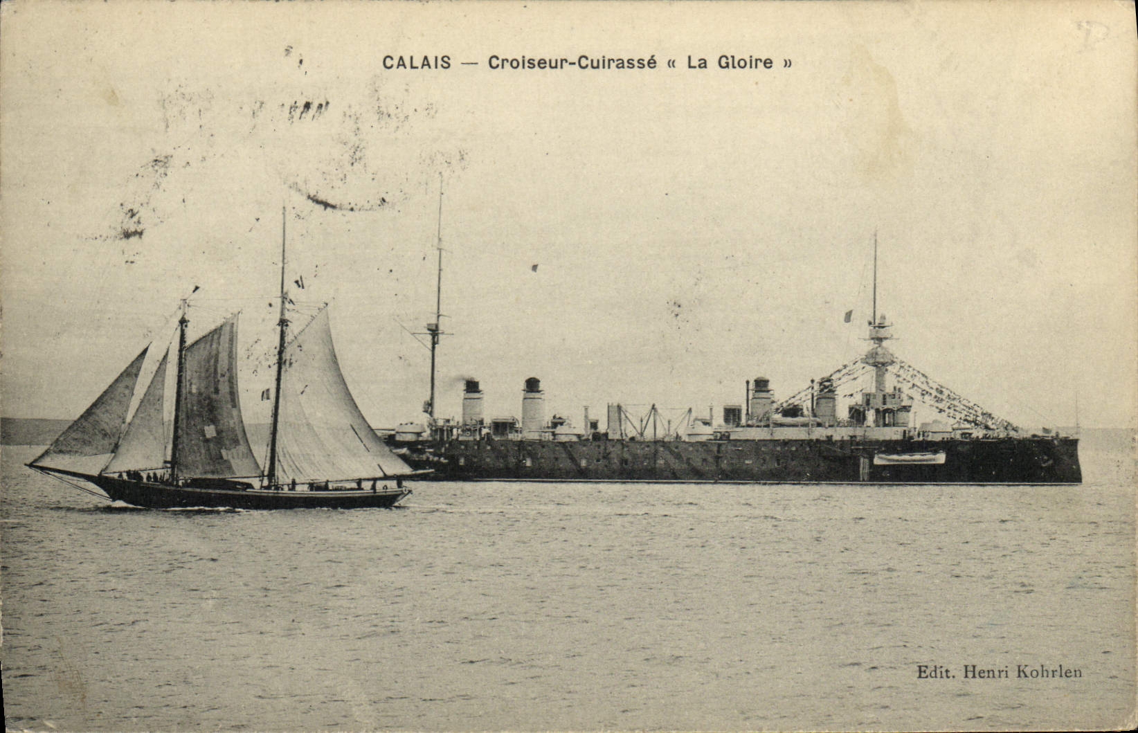 CPA Bateau Maroc Casablanca Le croiseur Galilee bombardant la ville