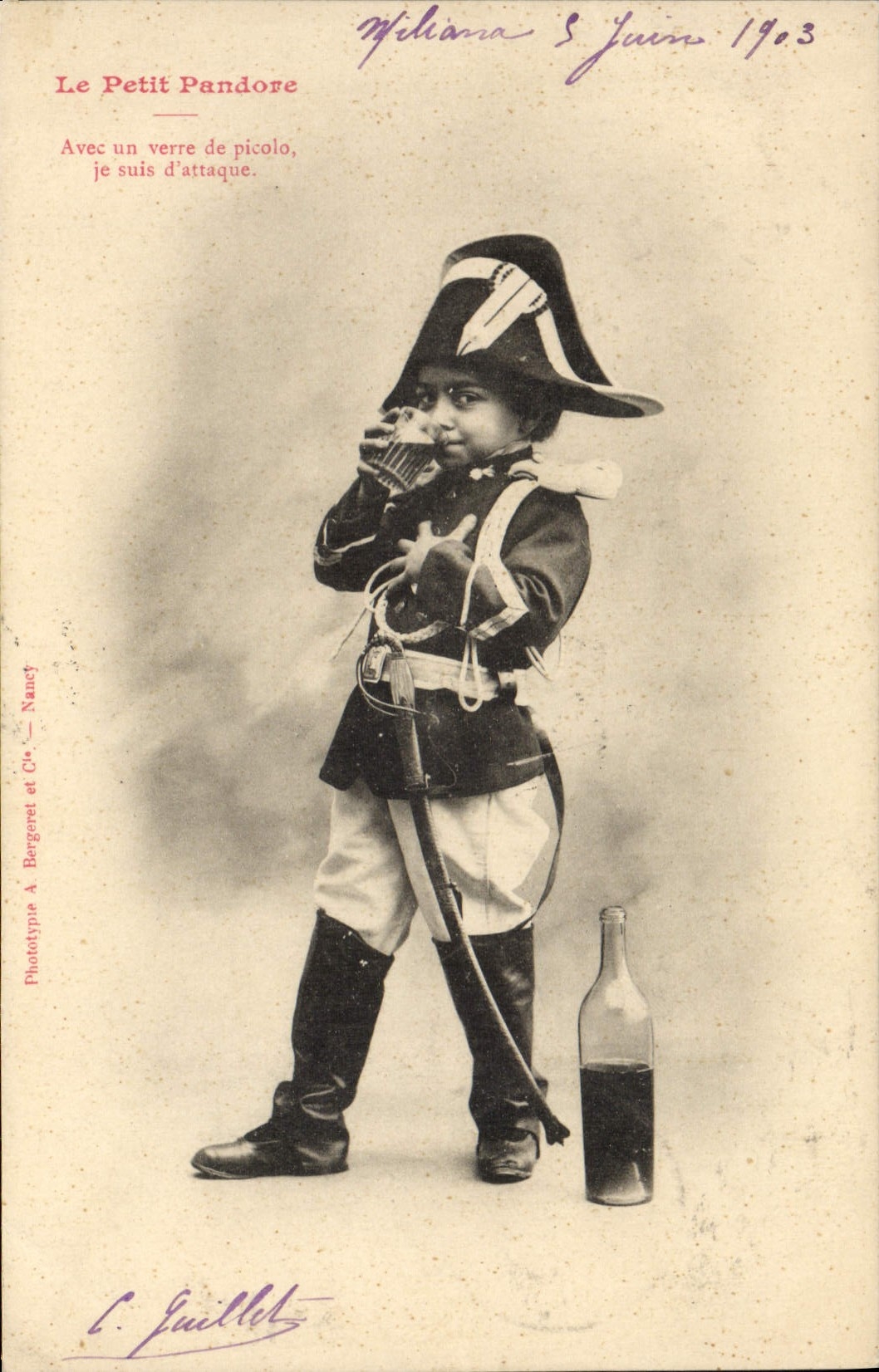 Le Petit Pandore — En costume de soldat — Phototype A. Bergeret et Cie, Nancy