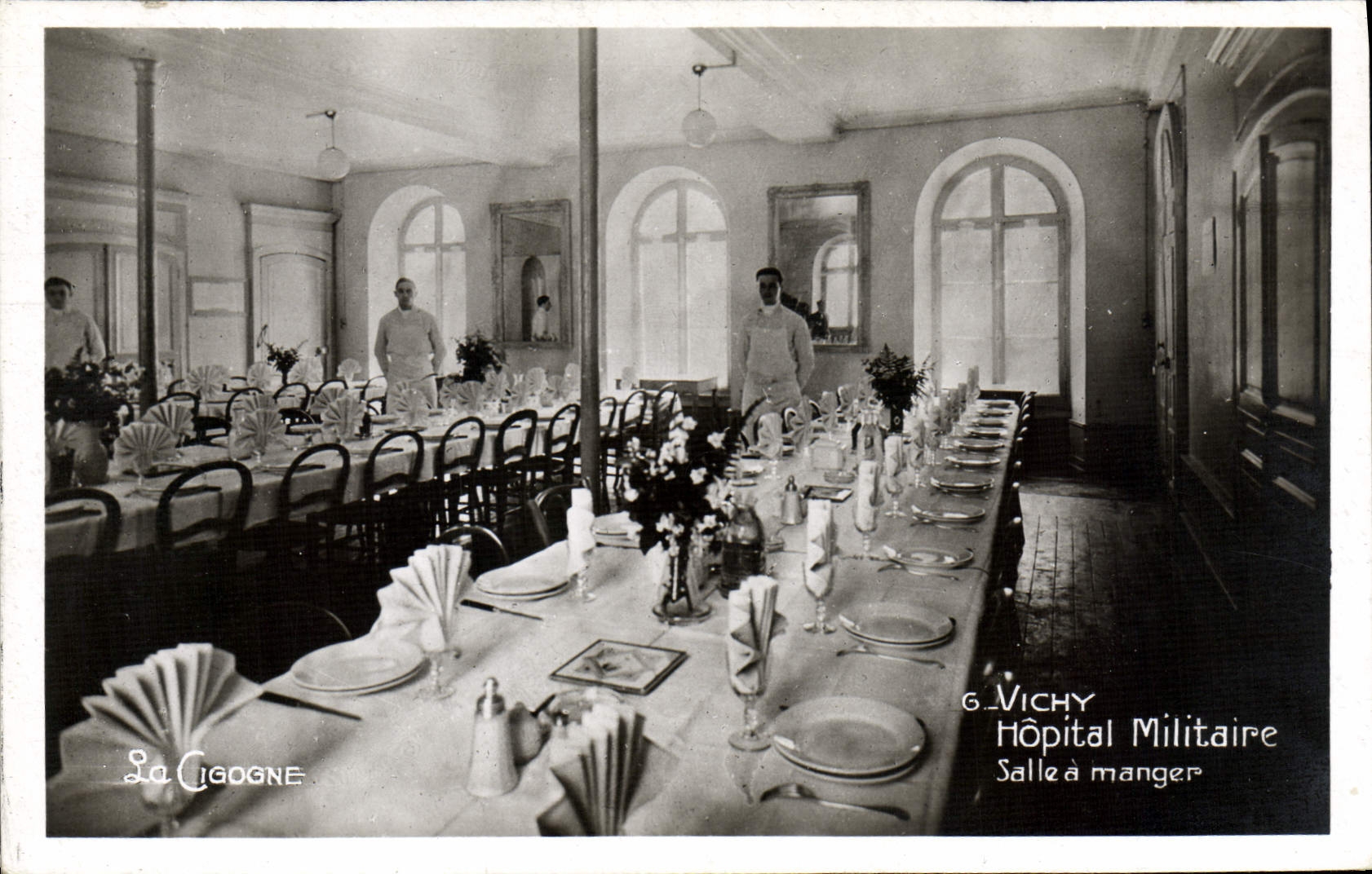 CPA Sante Militaria Vichy Hopital militaire Salle a manger