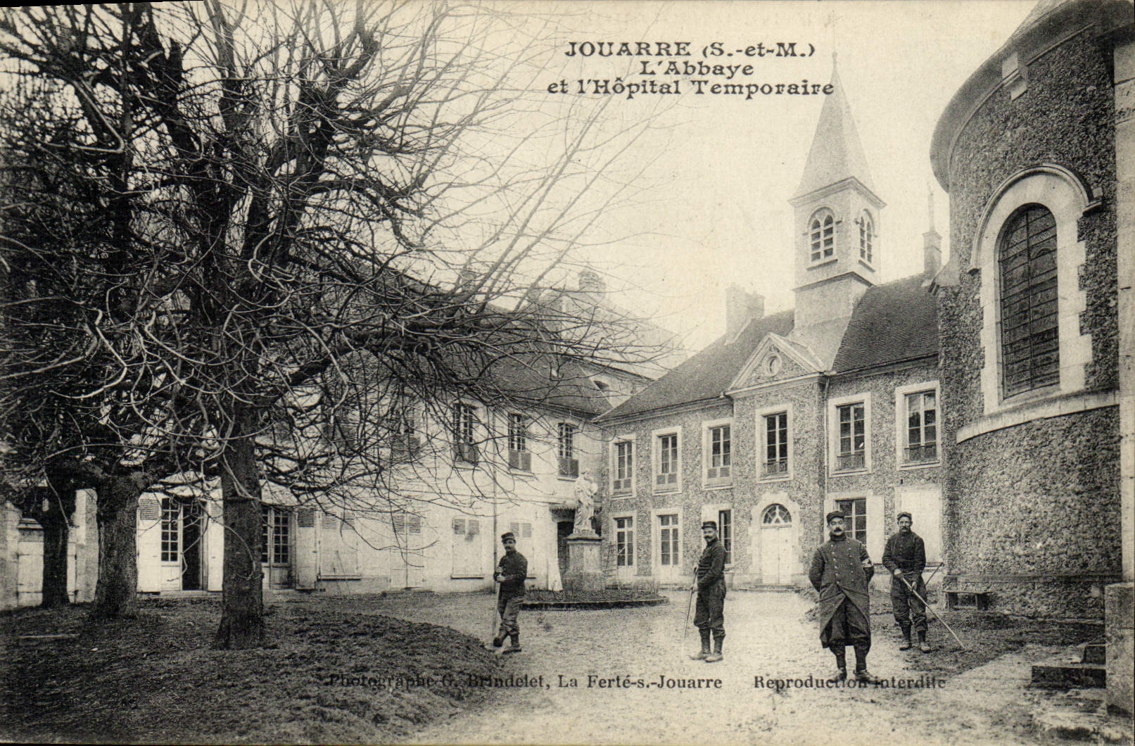 Jouarre (S.-et-M.) — L'Abbaye et l'Hôpital Temporaire — Photographie G. Brindelet, La Ferté-sous-Jouarre