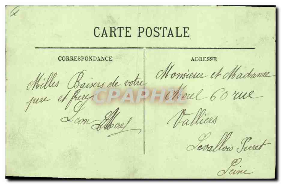 CPA Bateau Calais Le Guichen a quai — Verso