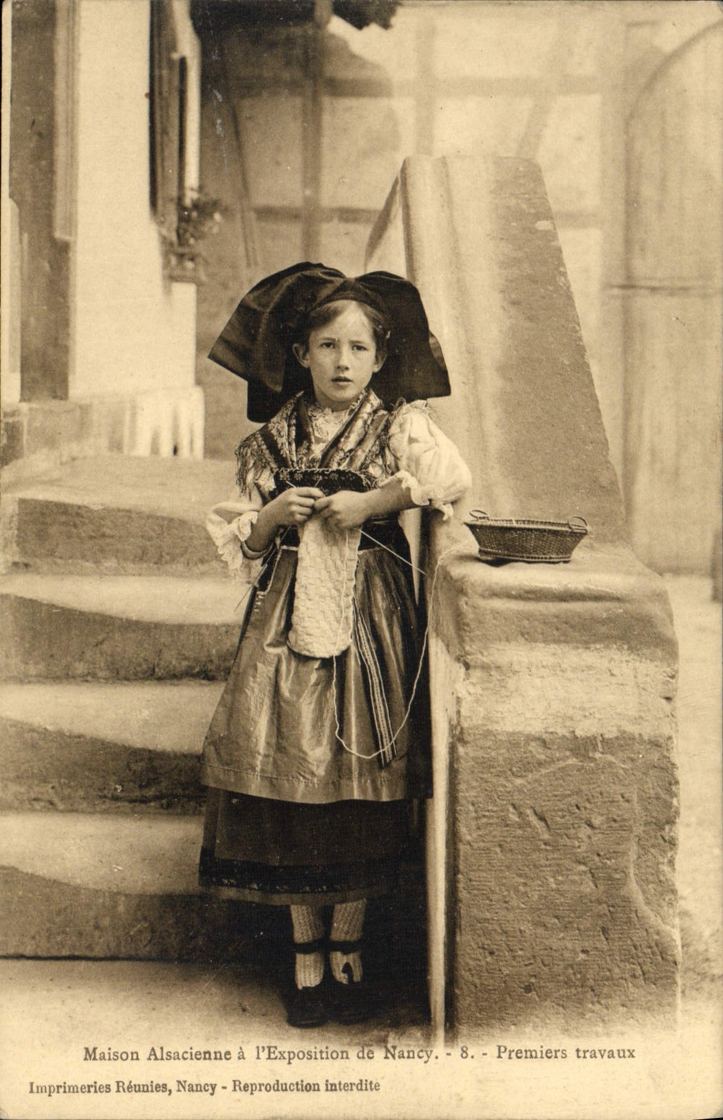 CPA Folklore Alsace Maison Alsacienne a l'Exposition de Nancy Premiers travaux 