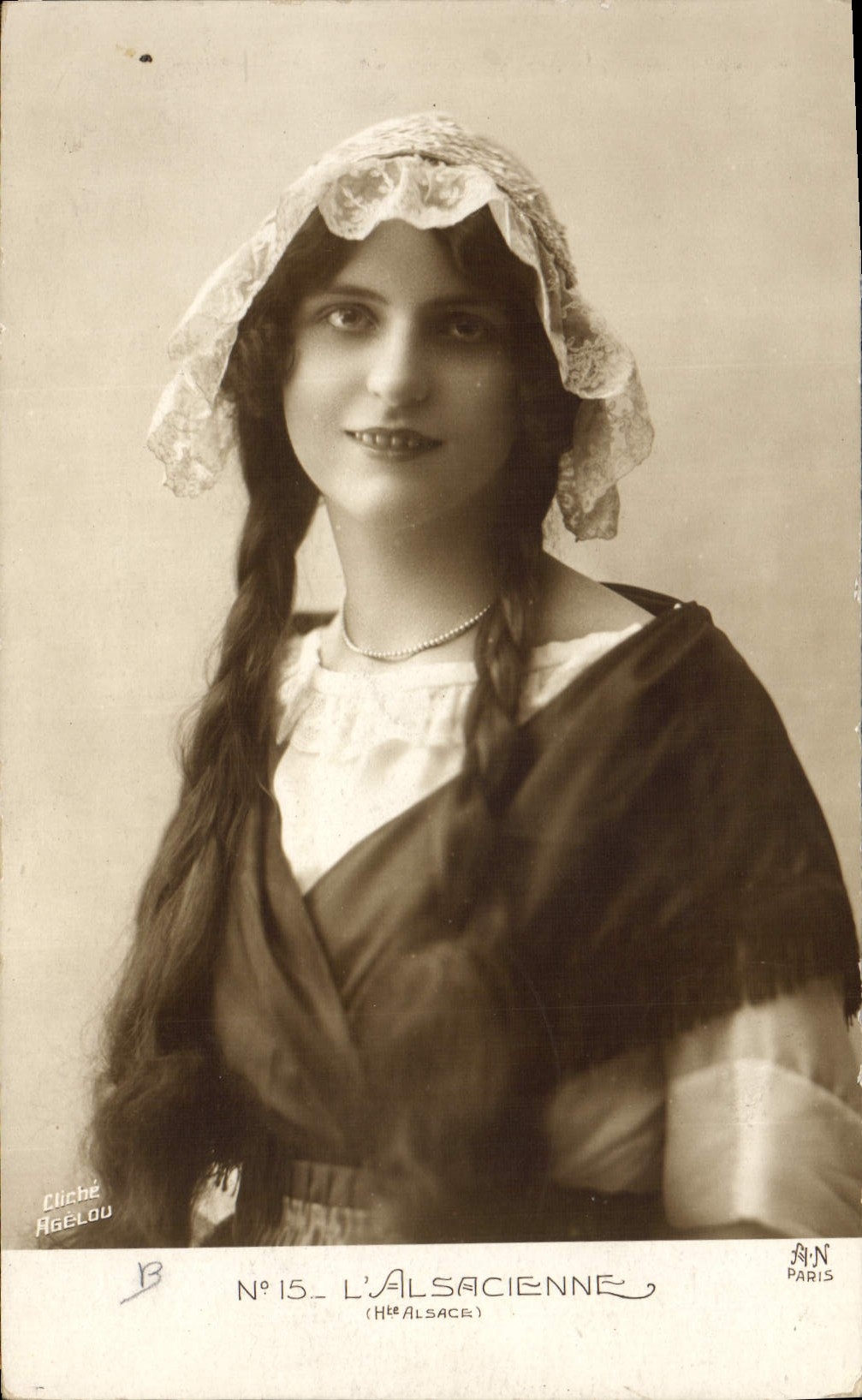 CPA Folklore Alsace L'Alsacienne Haute Alsace