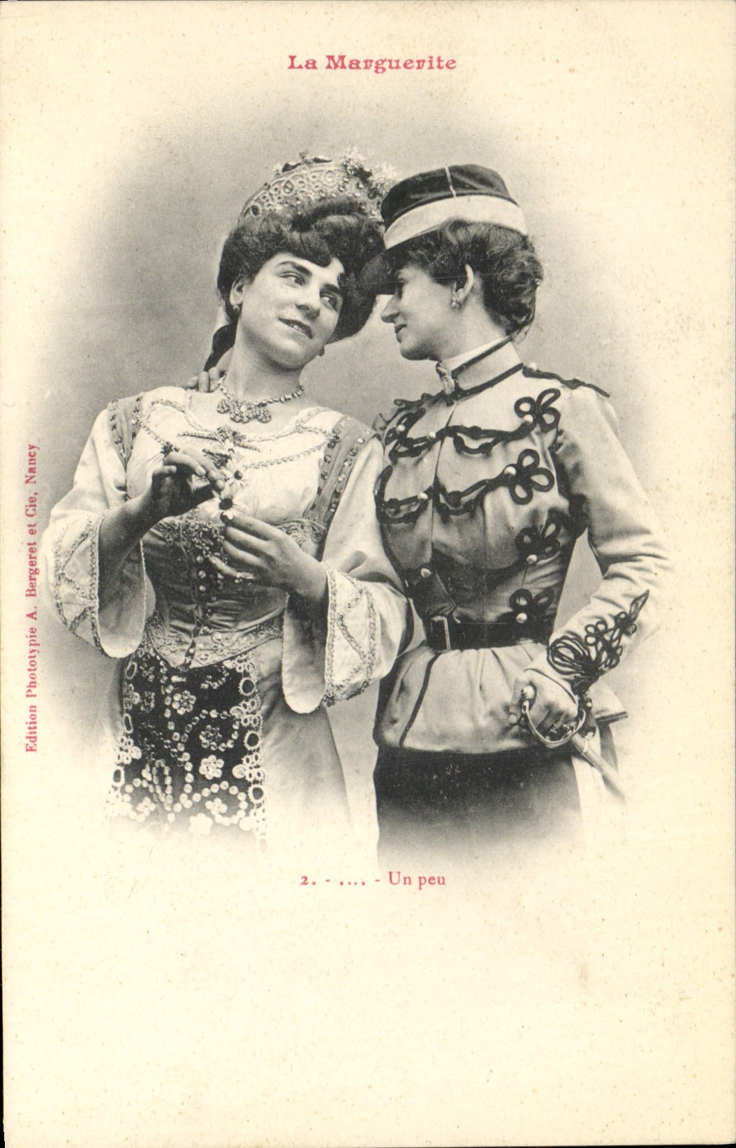 Deux femmes en costumes — La Marguerite — Edition Phototypie A. Bergeret et Cie, Nancy, n°2