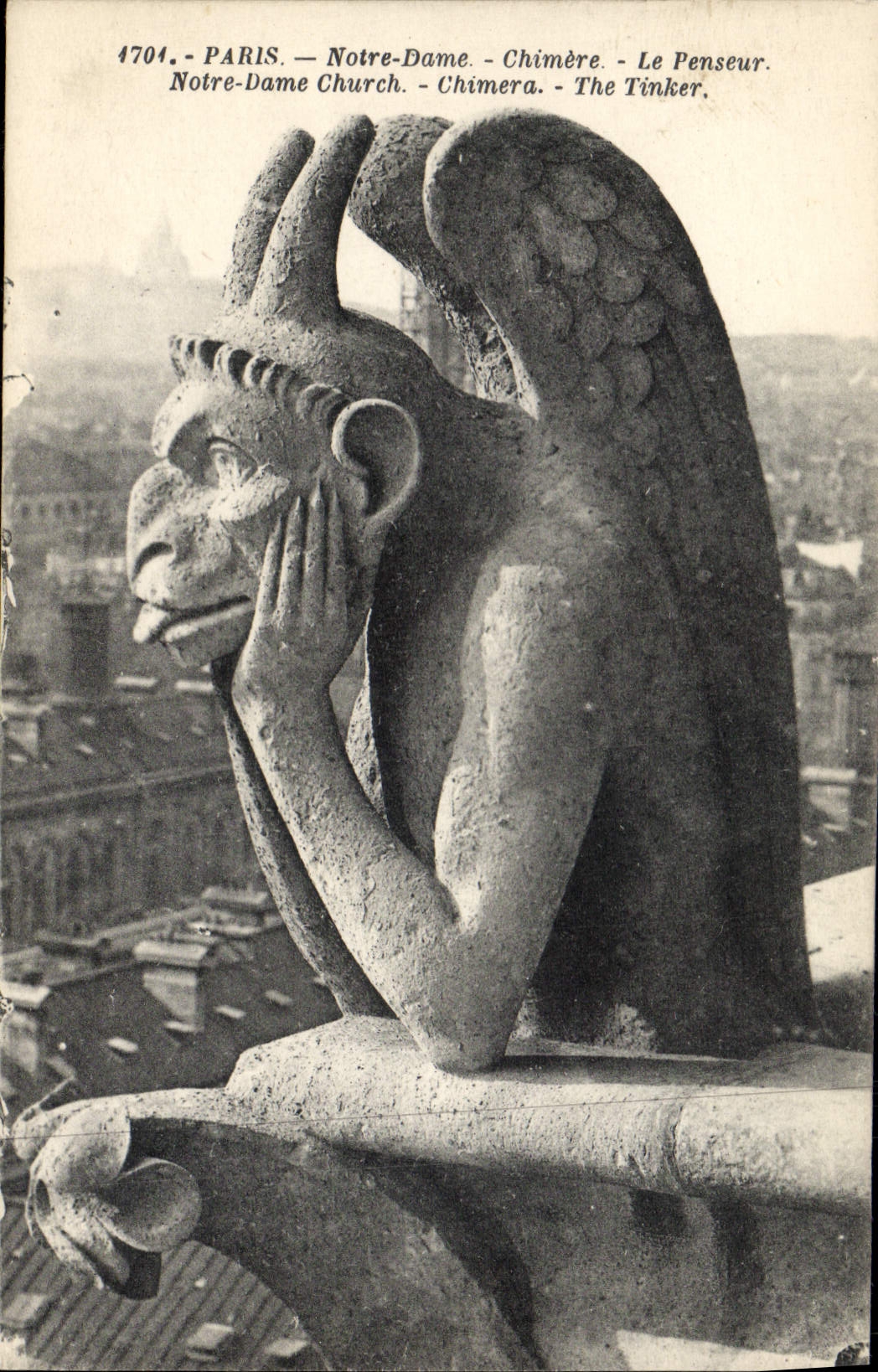 CPA Gargouille Paris Notre Dame Chimere Le penseur