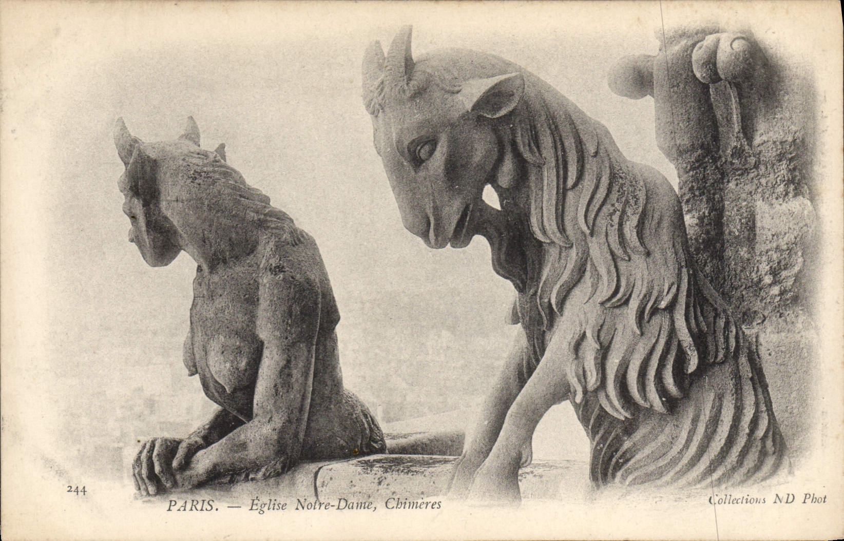 CPA Gargouille Paris Notre Dame Chimeres Chevre