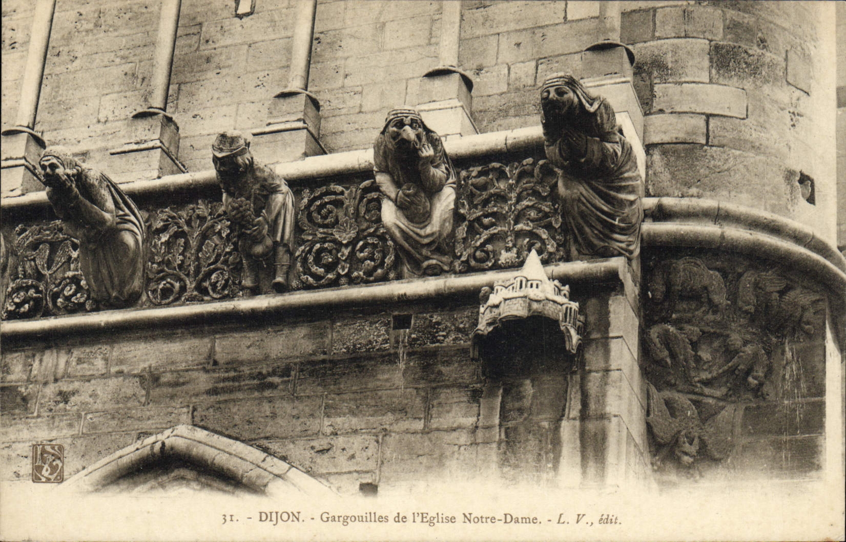 CPA Gargouille Dijon Gargouilles de l'eglise Notre Dame