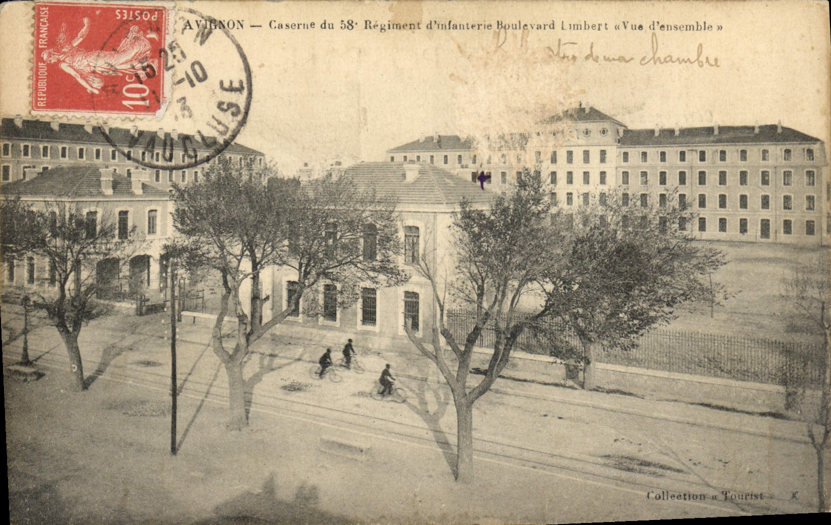 Avignon — Caserne du 58e Régiment d'Infanterie, Boulevard Limbert « Vue d'ensemble » — Collection « Tourist »