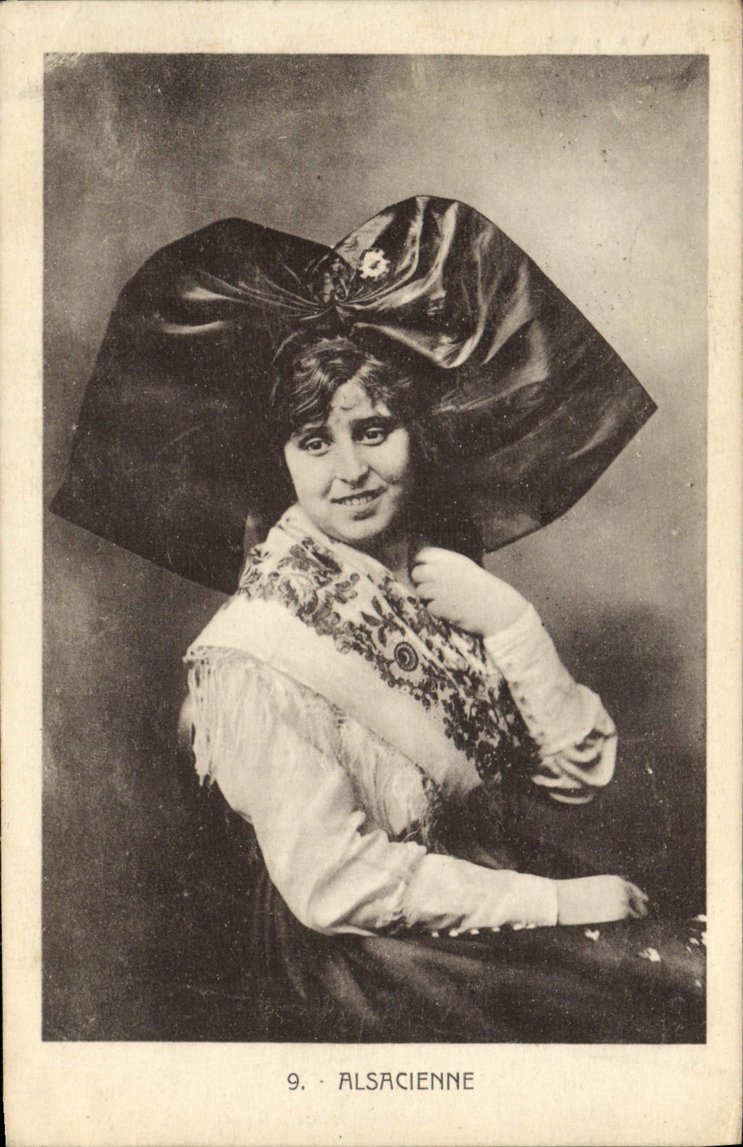 CPA Folklore Alsace Alsacienne