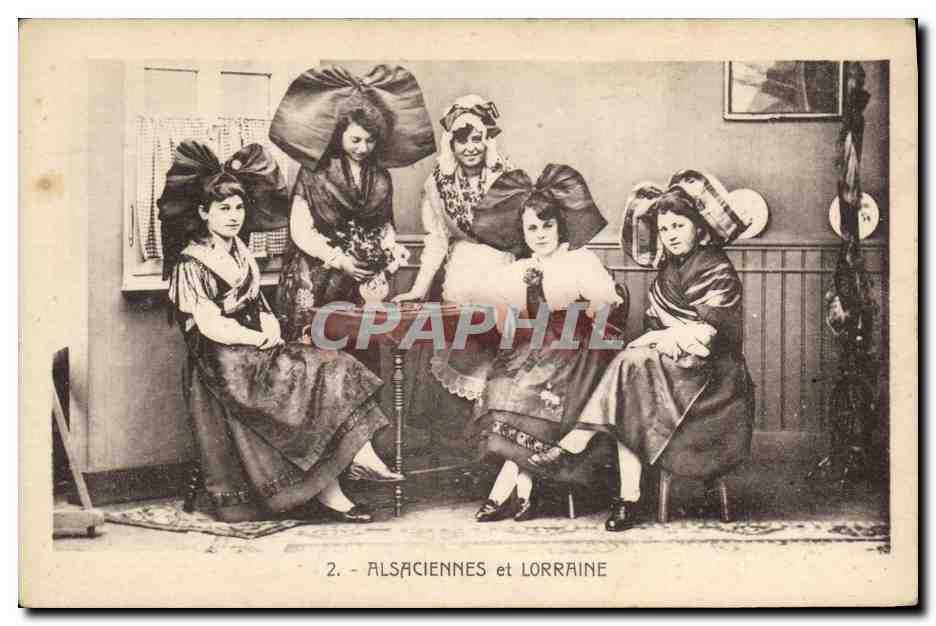 CPA Folklore Alsace Alsaciennes et Lorraine
