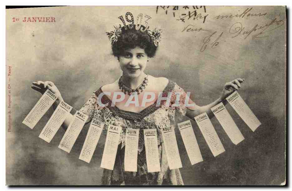 Femme en couronne de fleurs tenant les douze mois — 1907 — Panatypique A. Lepoerdt et Cie — Nancy