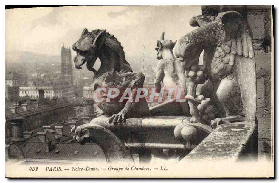 CPA Gargouille Paris Notre Dame Groupe de Chimeres