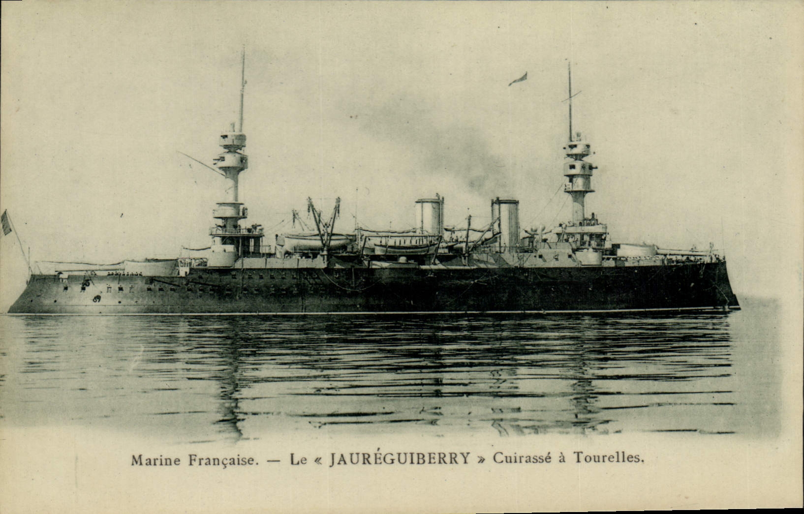 Marine Française — Le « JAURÉGUIBERRY » Cuirassé à Tourelles
