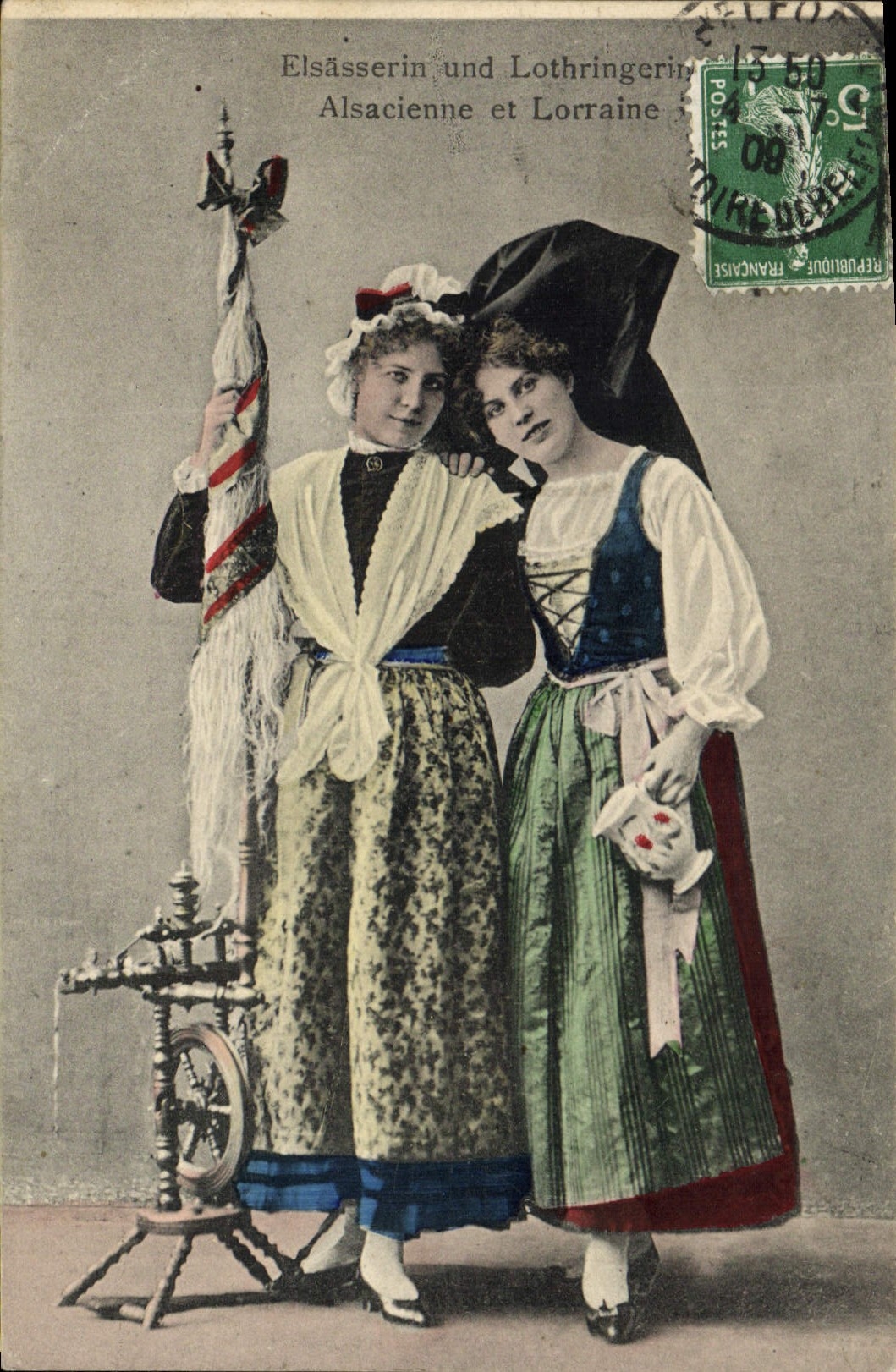 CPA Folklore Alsace Alsacienne et Lorraine