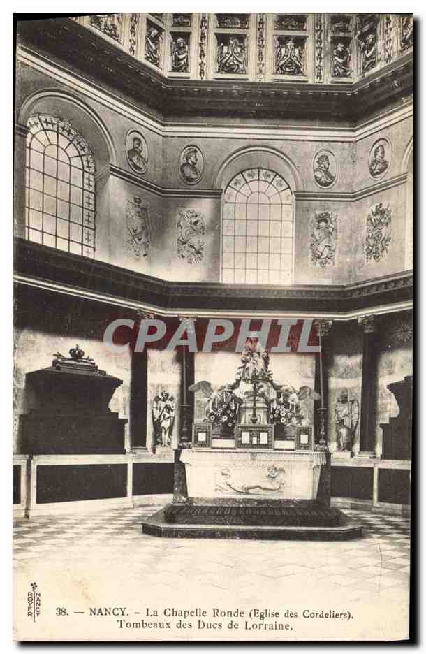 CPA Nancy La chapelle ronde Eglise des Cordeliers Tombeaux des Ducs de Lorraine