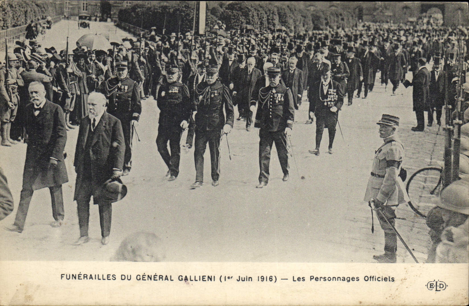 Funérailles du Général Gallieni (1er Juin 1916) — Les Personnages Officiels — Éditeur B.I.D. - Recto