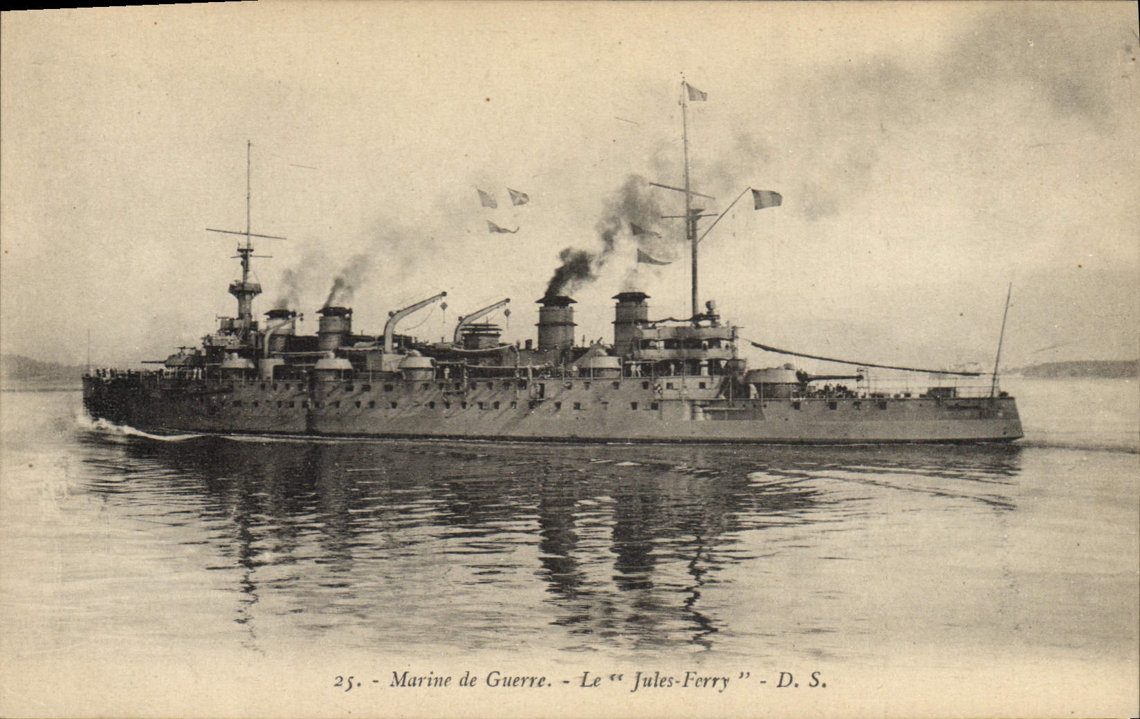 Le "Jules-Ferry" — Croiseur de guerre français — D. S. n°25