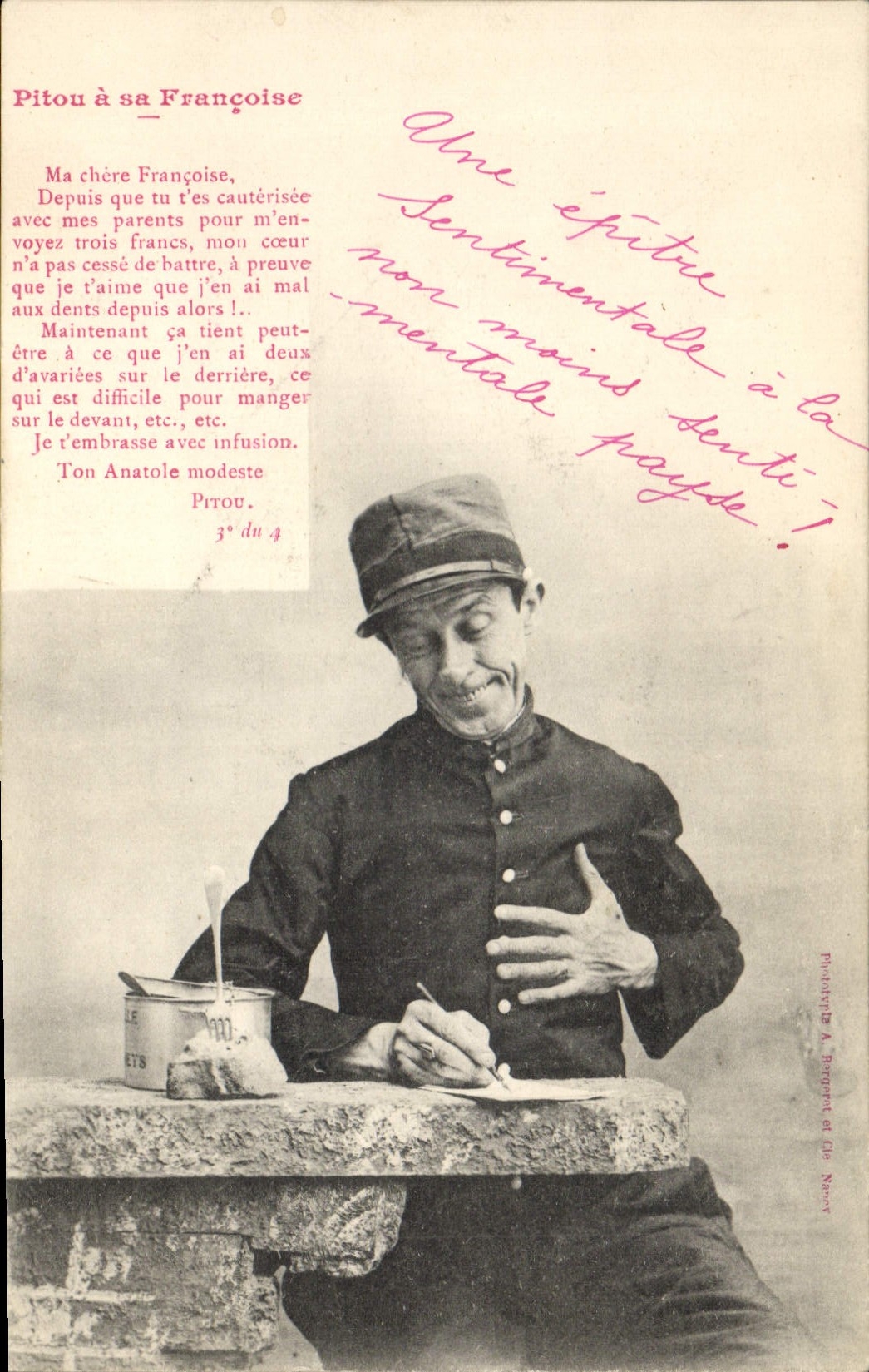 Soldat écrivant une lettre à sa fiancée — Pitou à sa Françoise — Photographe A. Paspard et Cie, Nîmes
