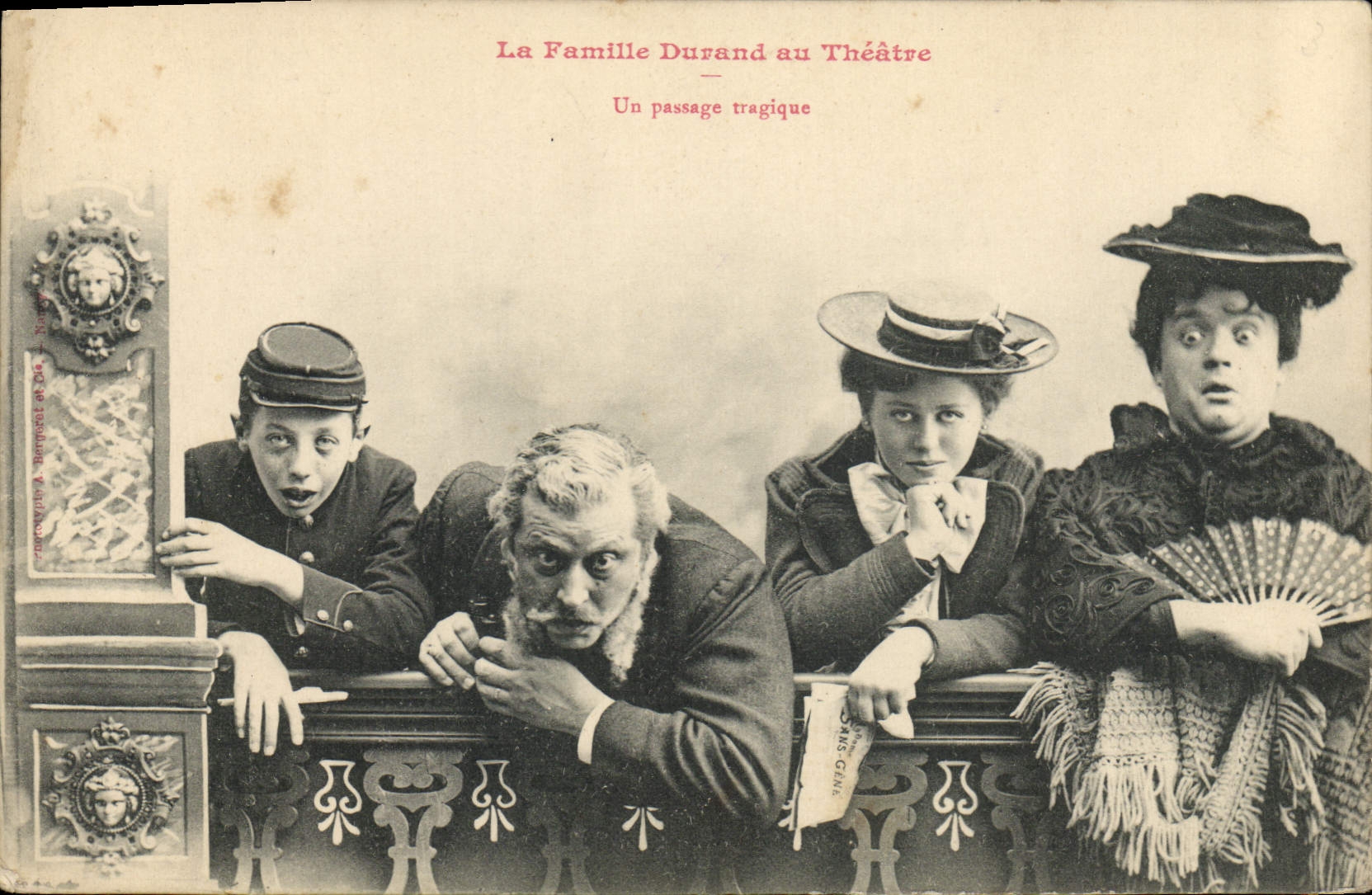 La Famille Durand au Théâtre — Un passage tragique — éditeur inconnu, n° de série non visible