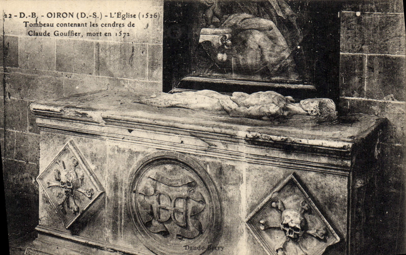 Oiron (D.-S.) — Die Kirche — Grabmal von Claude Gouffier (1572) — Dando-Berry