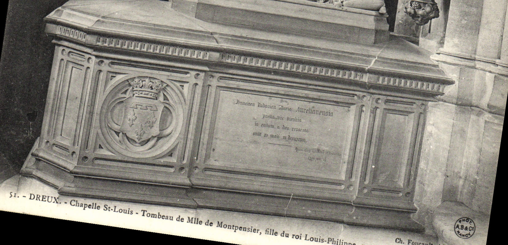 CPA Dreux Chapelle St Louis Tombeau de Mlle de Montpensier 