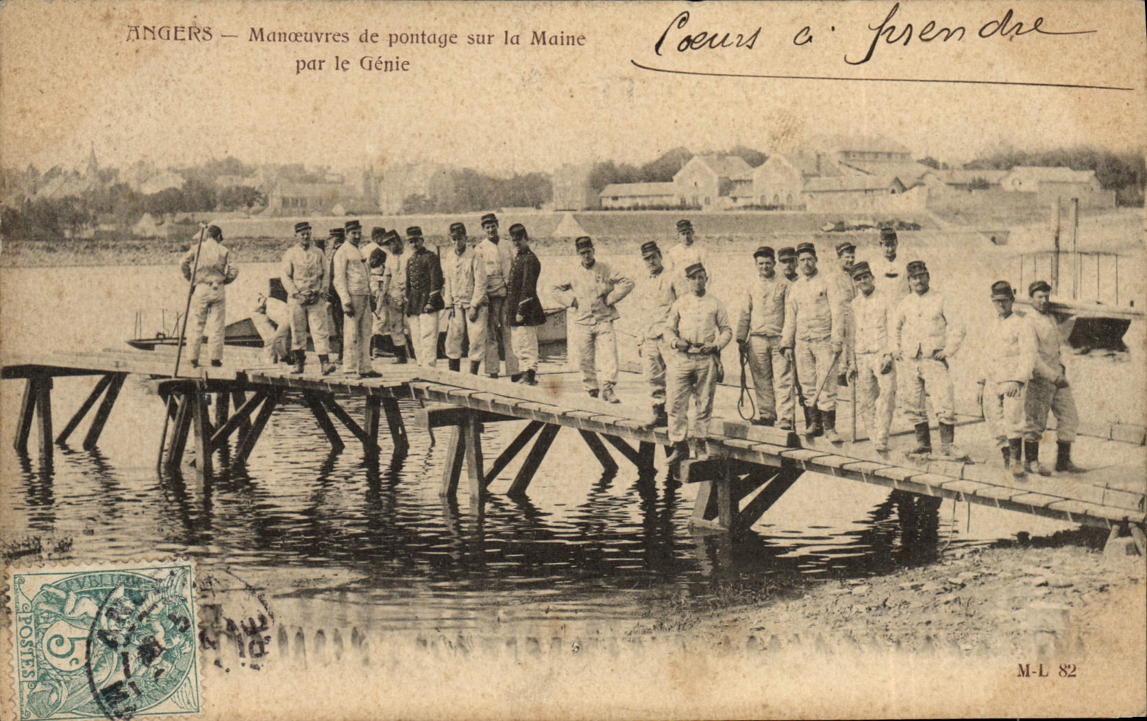 CPA Militaria Angers Manoeuvres de pontage sur la Marne par le Genie