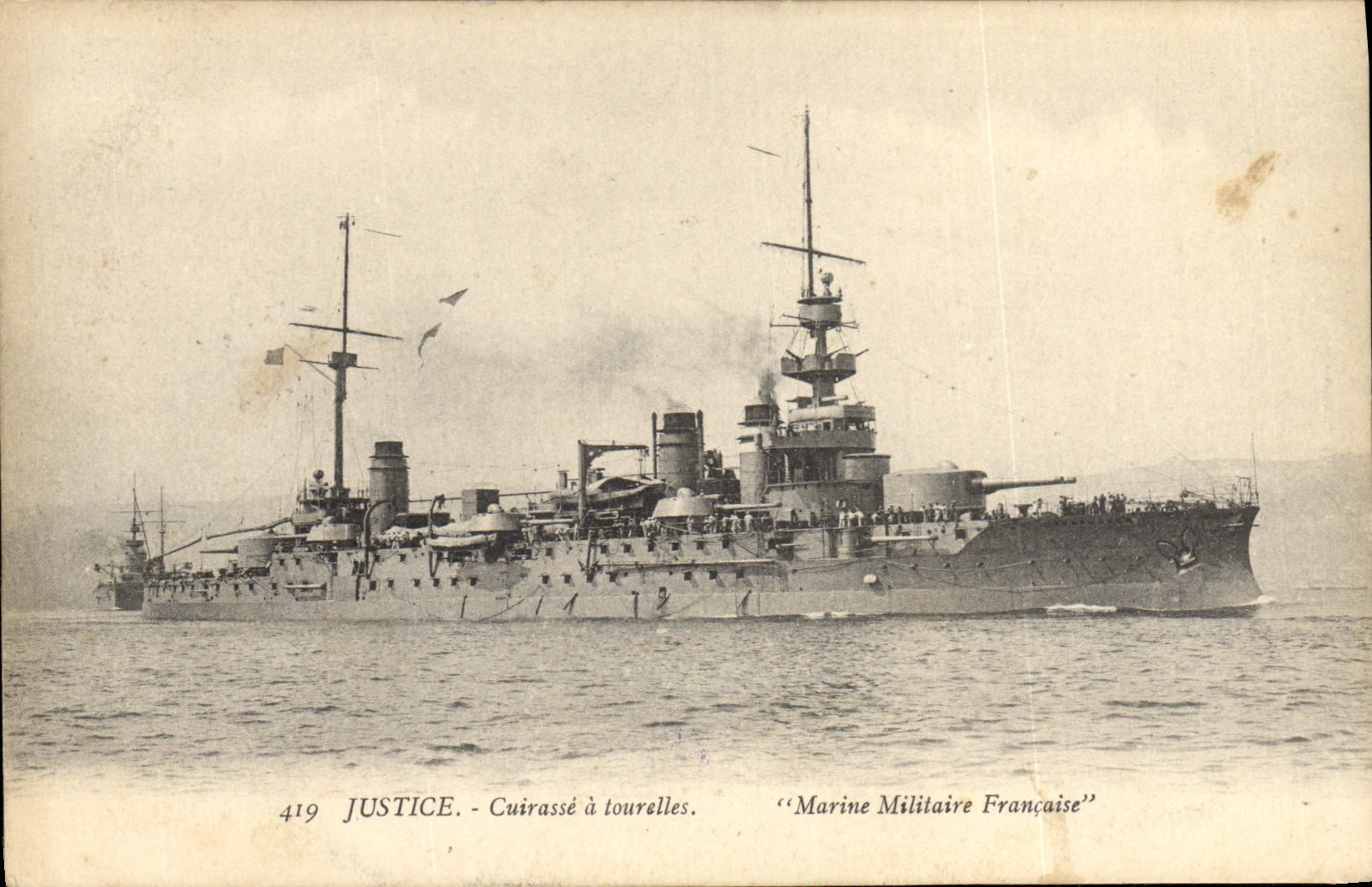 CPA Bateau Justice Cuirasse a tourelles 