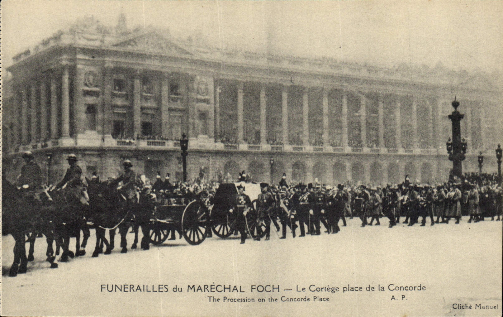 Funérailles du Maréchal Foch — Le Cortège place de la Concorde — Cliché Manuel