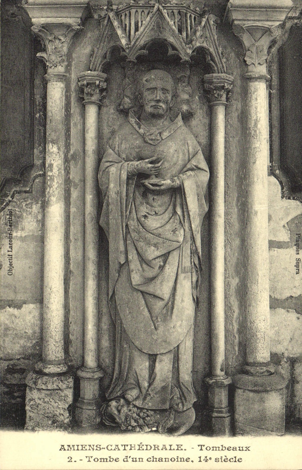CPA Amiens Cathedrale Tombeaux Tombe d'un chanoine